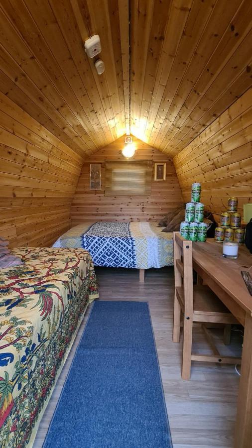 فندق Rum Bridge "Patsy'S" Family Glamping Pod كلير المظهر الخارجي الصورة